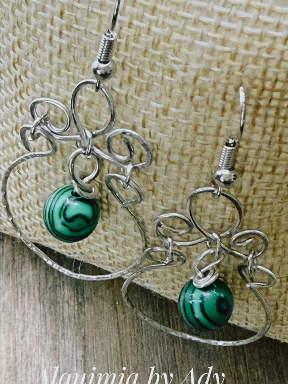 Alquimia Silver Wire Hoop Earrings with Green Swirl Beads